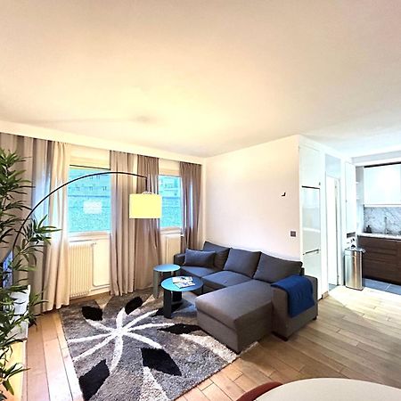 Big Apartment Eiffel Tower View باريس المظهر الخارجي الصورة