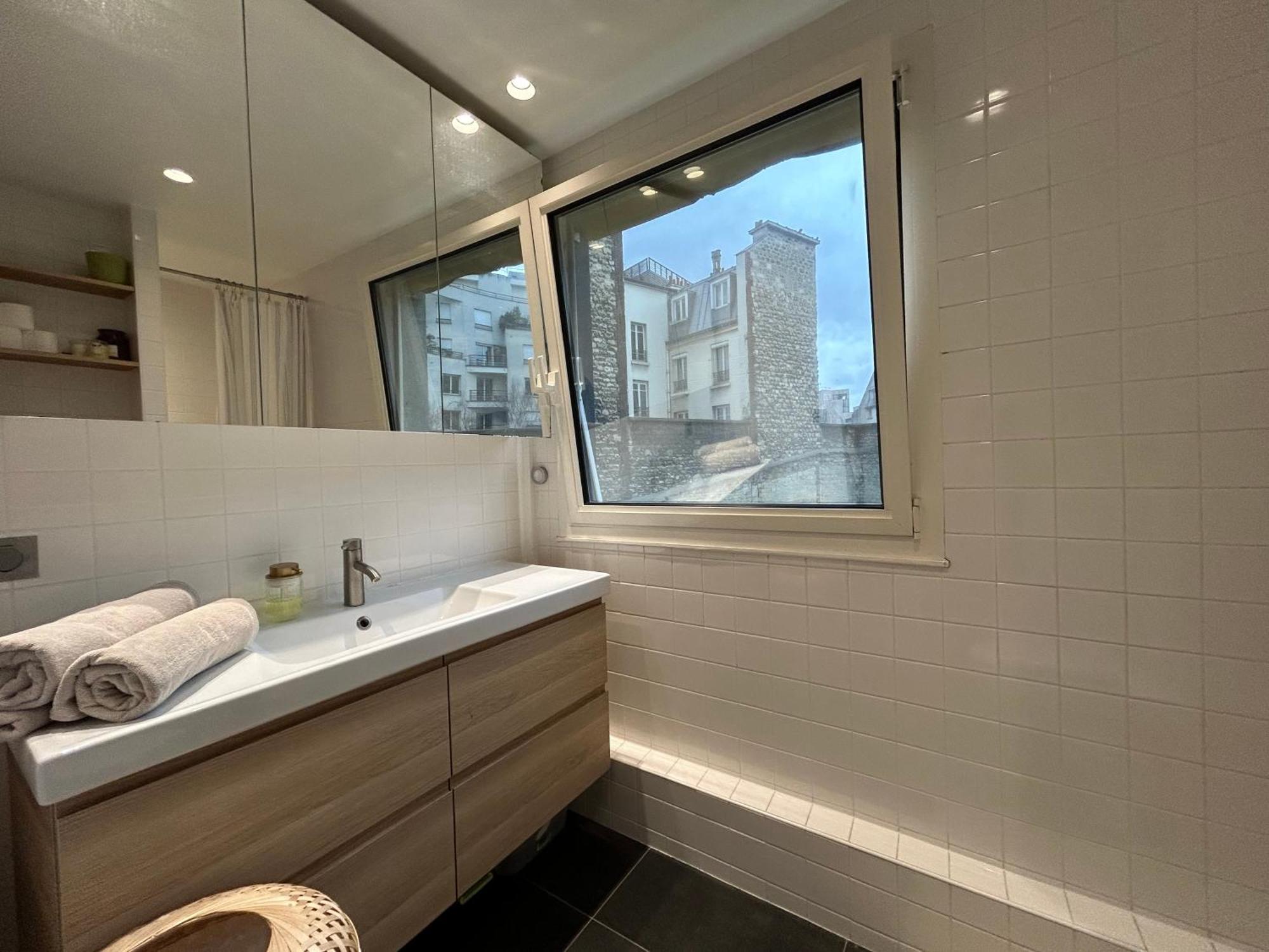 Big Apartment Eiffel Tower View باريس المظهر الخارجي الصورة
